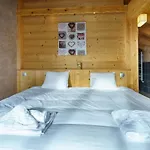 - Les Balcons Du Golf Chalet