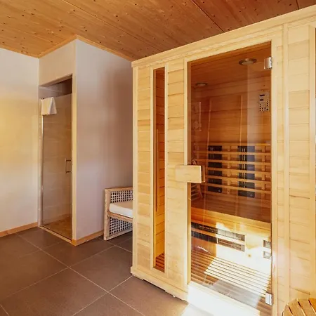 - Les Balcons Du Golf * Alpe d'Huez