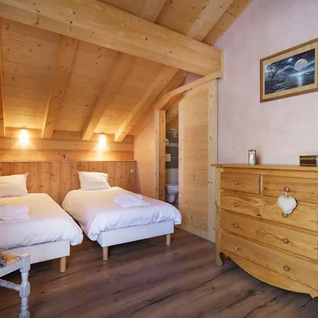 Les Balcons Du Golf Chalet