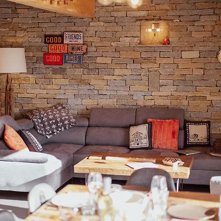 Chalet Les Balcons Du Golf Alpe dʼHuez