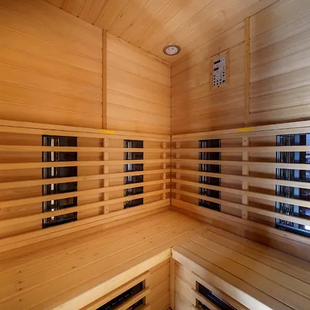 - Les Balcons Du Golf * Alpe d'Huez